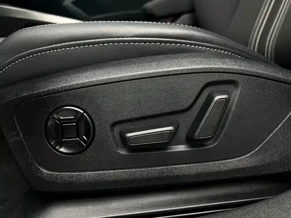 Audi A3 2024, фото 15