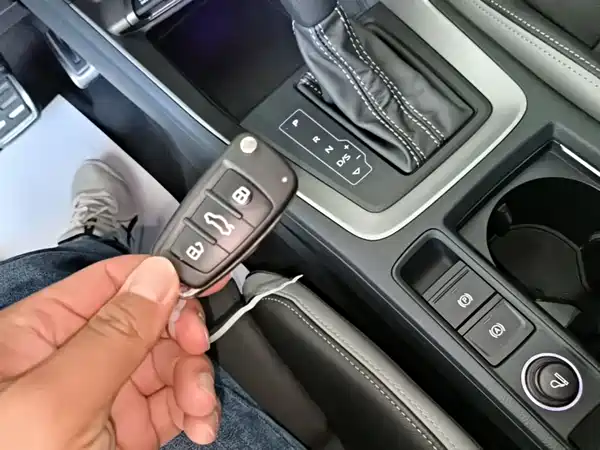 Audi Q3 2023, фото 8