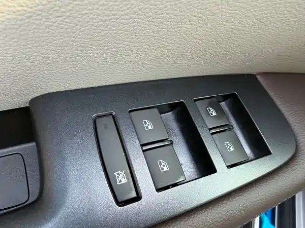 Buick GL8 2023, фото 11