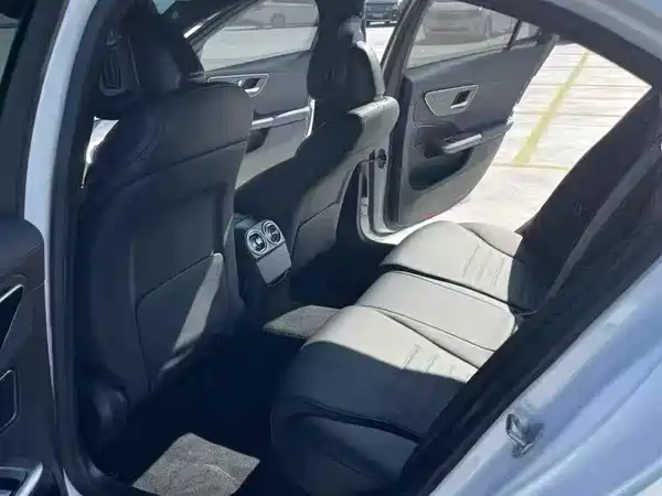 Mercedes-Benz C-Class 2022, фото 6
