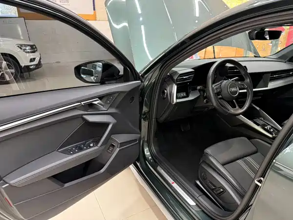 Audi A3 2023, фото 8