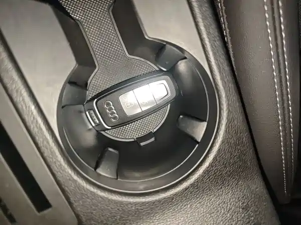 Audi A3 2022, фото 8