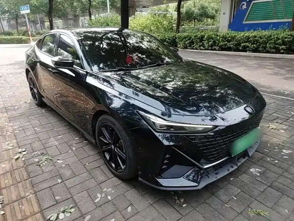 Changan UNI-V 2022, фото 3