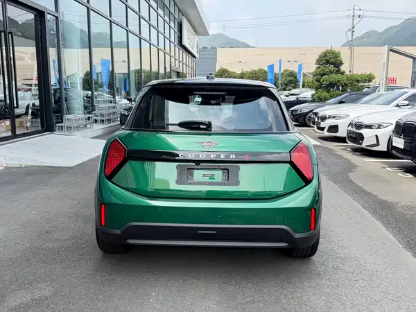 MINI 2025, фото 12