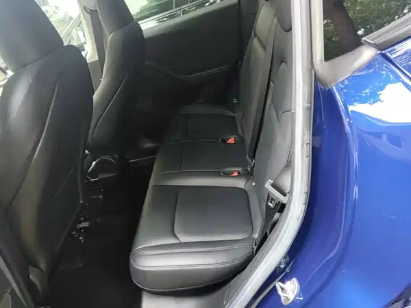 Tesla Model Y 2022, фото 16