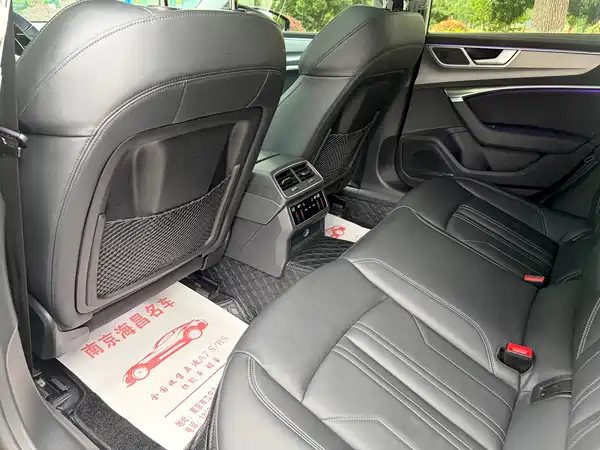 Audi A7 2024, фото 9