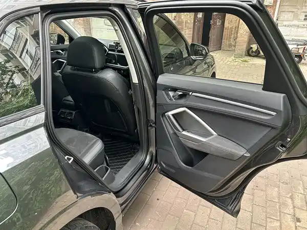 Audi Q3 2023, фото 18