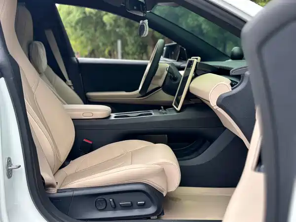 NIO ET5T 2024, фото 10
