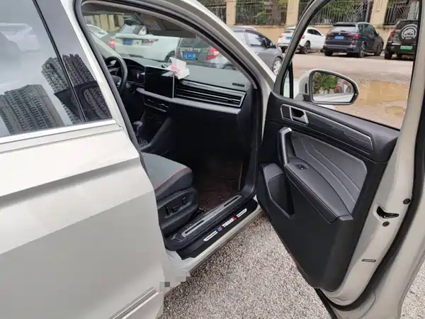 Volkswagen Tiguan L 2022, фото 19