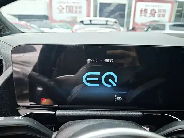 Mercedes-Benz EQA 2023, фото 5