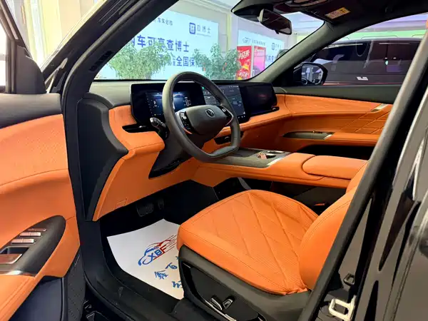 Changan CS75 PLUS 2025, фото 4
