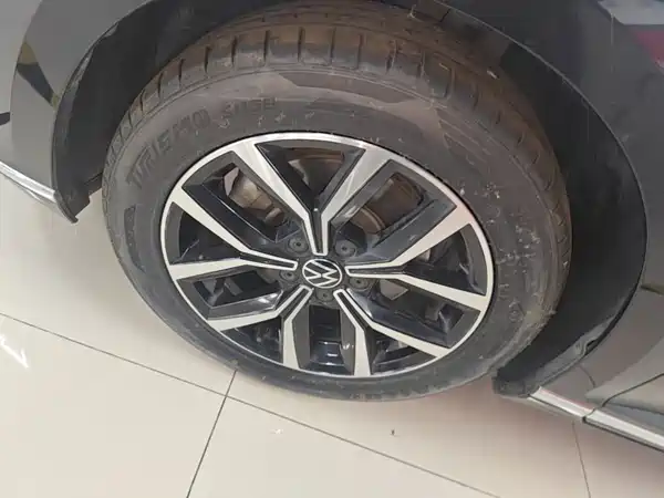 Volkswagen Magotan 2020, фото 22