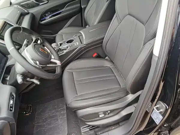 Hongqi HS3 PHEV 2024, фото 11