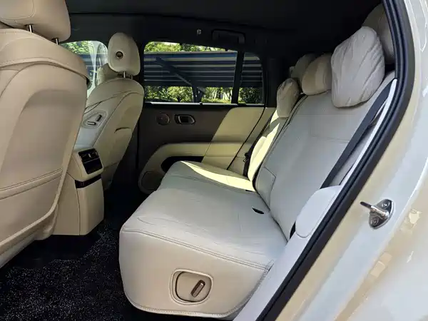 Li Auto i6 2025, фото 11