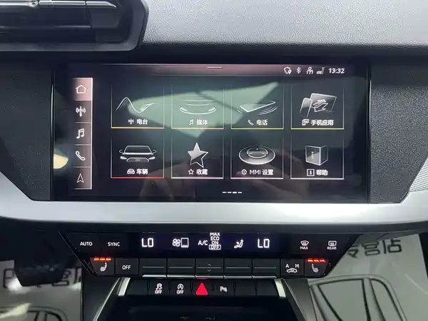 Audi A3 2022, фото 15