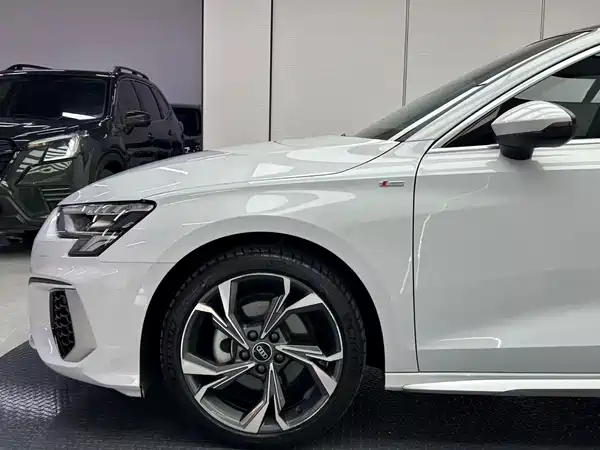 Audi A3 2022, фото 8