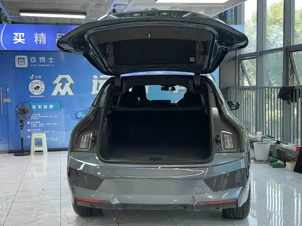 BMW iX 2022, фото 14