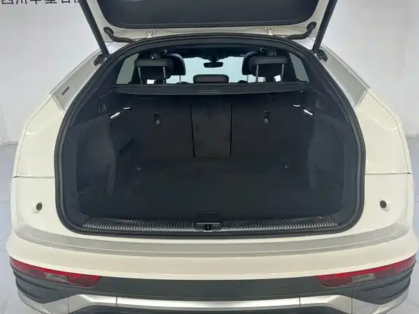 Audi Q5L Sportback 2022, фото 5