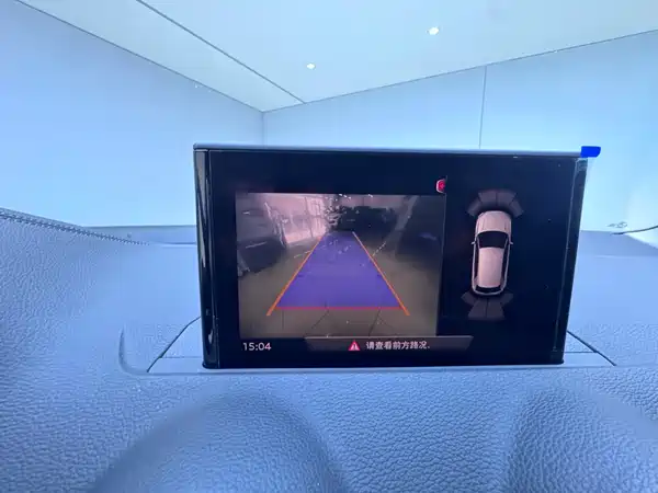 Audi Q2L 2022, фото 18