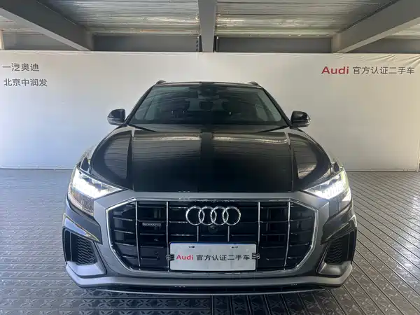 Audi Q8 2022, фото 2
