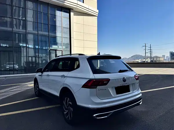 Volkswagen Tiguan L 2022, фото 6