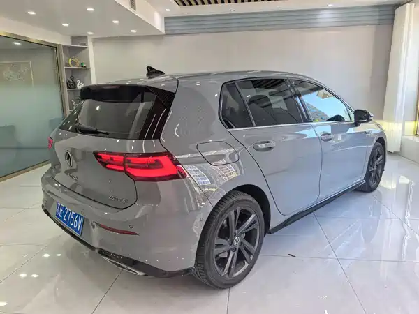 Volkswagen Golf 2023, фото 4