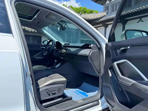 Audi Q3 2022, фото 10