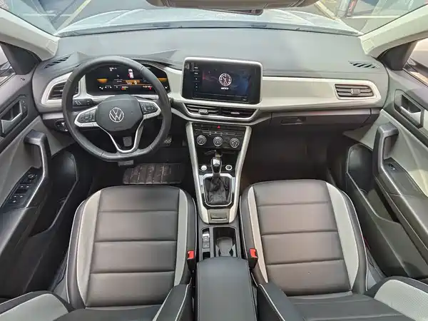 Volkswagen T-ROC 2023, фото 13