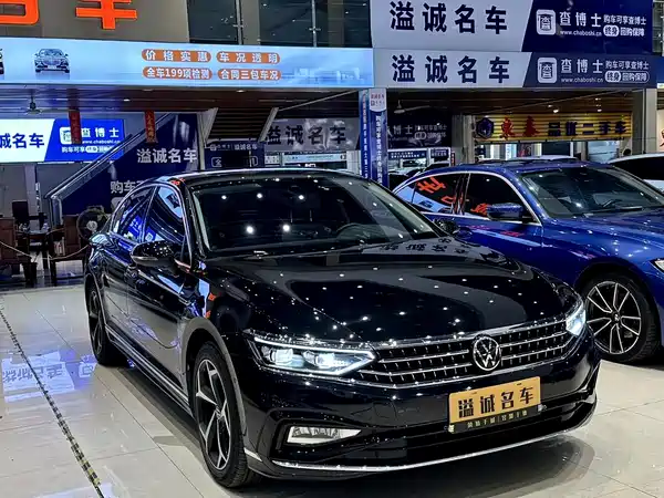 Volkswagen Magotan 2023, фото 3