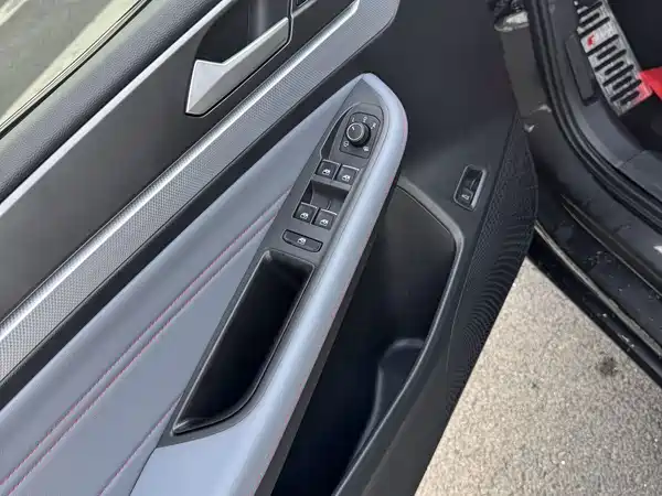 Volkswagen Lamando 2022, фото 10
