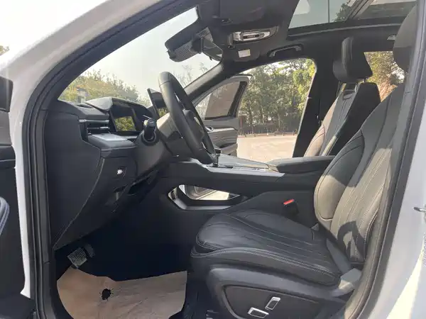 Geely Preface 2025, фото 5