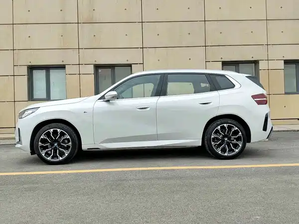 BMW X3 2025, фото 3