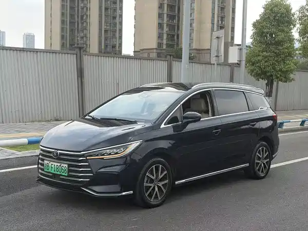 BYD Song MAX DM-i 2022
