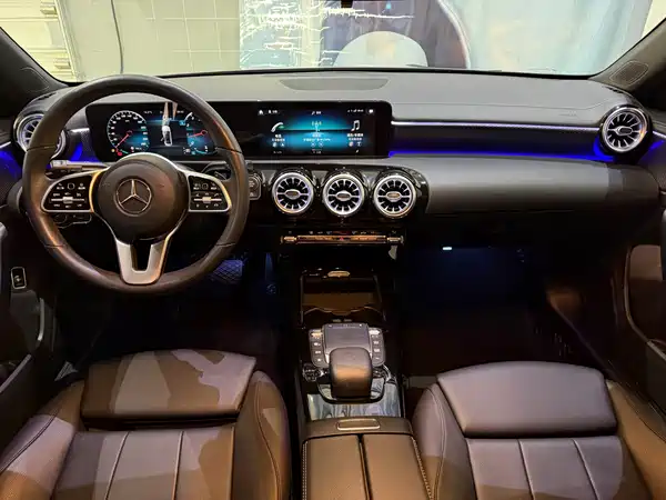 Mercedes-Benz A-Class 2022, фото 9