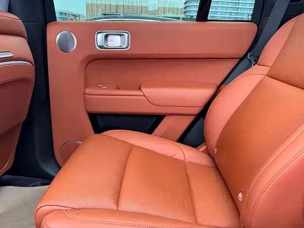 Li Auto L8 2023, фото 17
