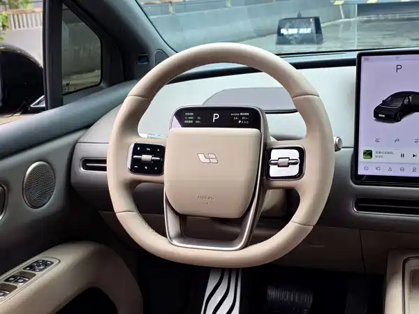 Li Auto i6 2025, фото 7