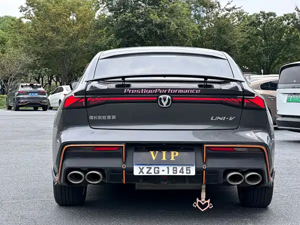 Changan UNI-V 2023, фото 9