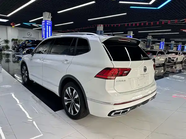 Volkswagen Tiguan L 2025, фото 7