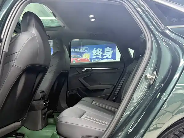 Audi A3 2023, фото 18
