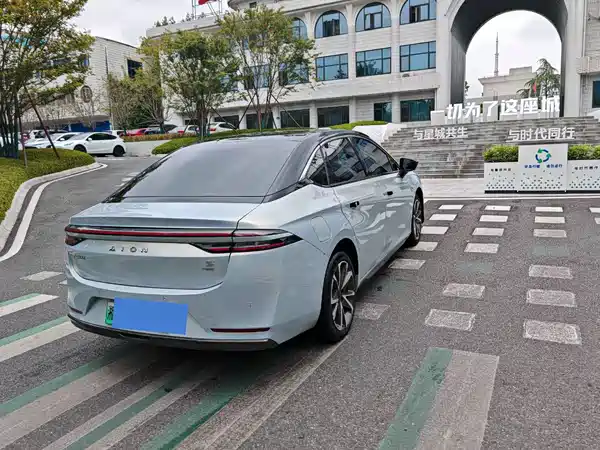 AION S Plus 2022, фото 15