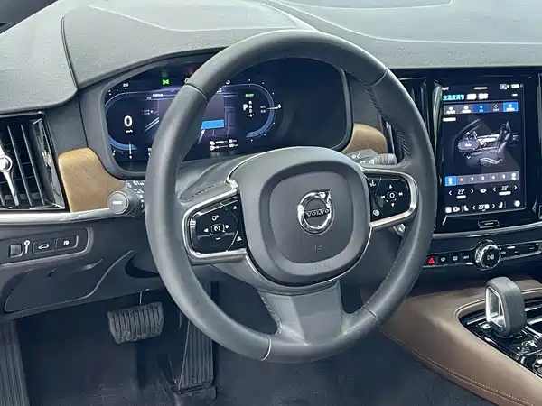 Volvo S90 PHEV 2022, фото 6