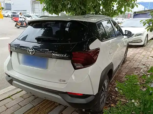Toyota Yaris 2022, фото 6