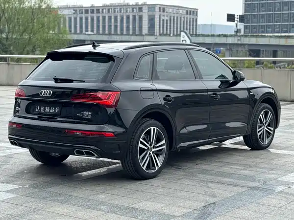Audi Q5L 2022, фото 5