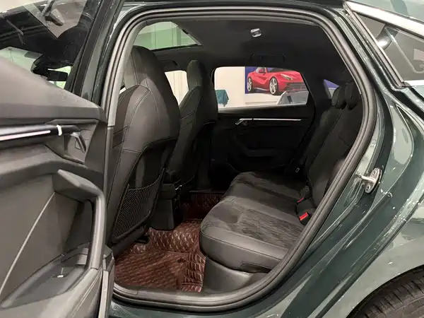Audi A3 2023, фото 9
