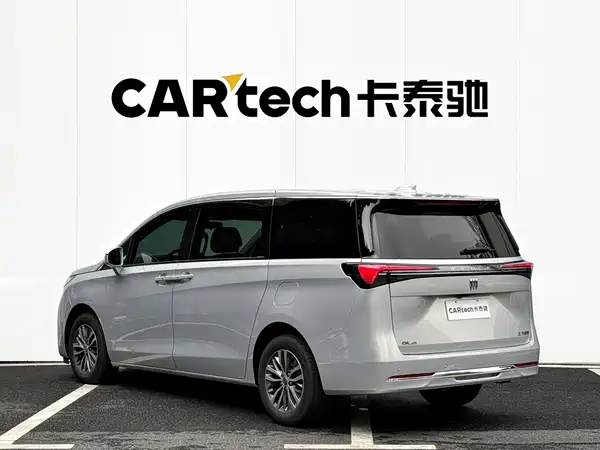 Buick GL8 2025, фото 12