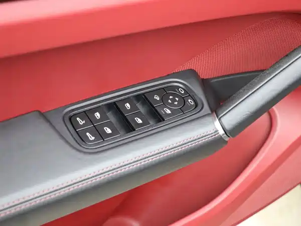Porsche Cayenne 2023, фото 12