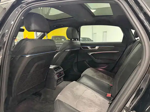 Audi A6L 2023, фото 4