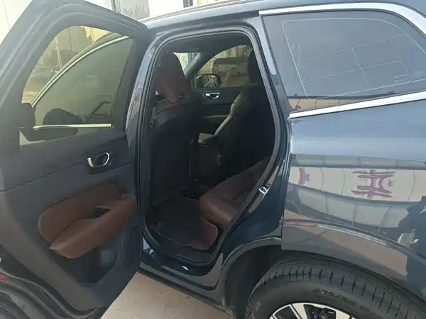 Volvo XC60 2024, фото 9