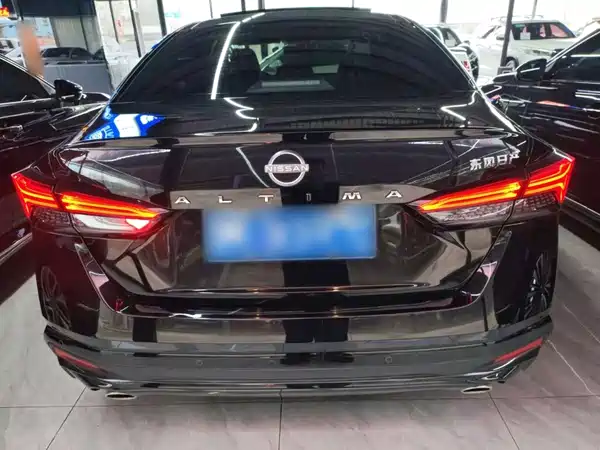Nissan Teana 2022, фото 3