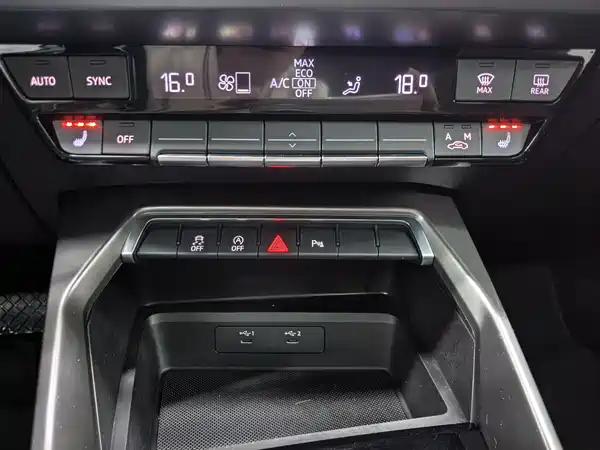 Audi A3 2022, фото 9